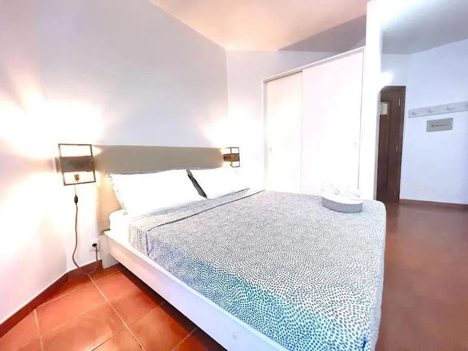 Porto Antigo 2- Lovely Studio 32 Santa Maria